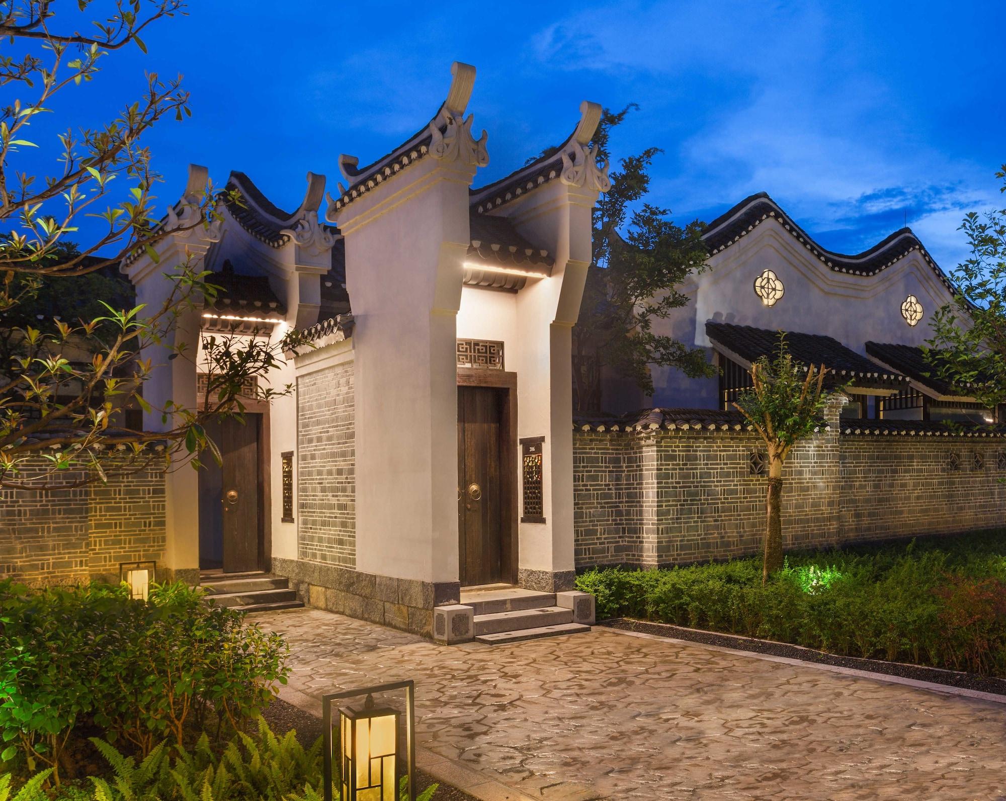 Banyan Tree Yangshuo Hotel Екстериор снимка
