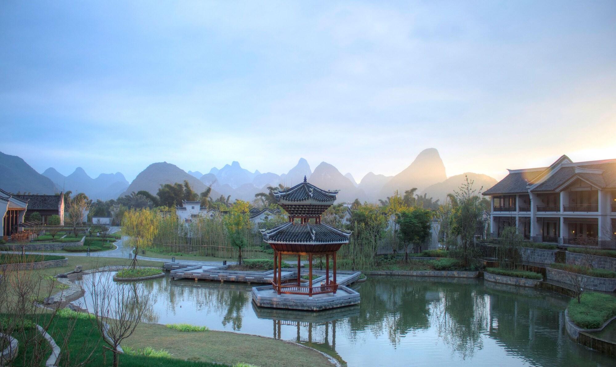 Banyan Tree Yangshuo Hotel Екстериор снимка