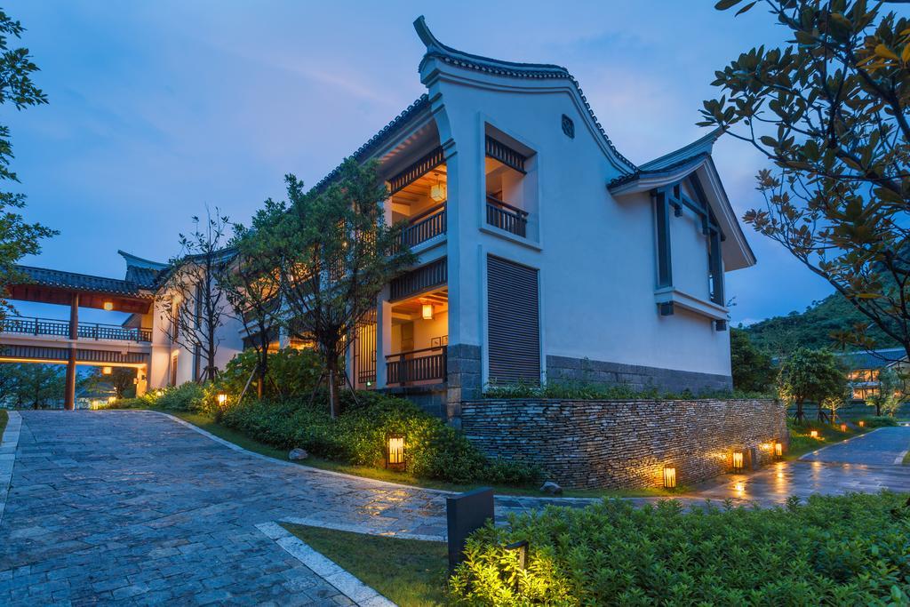 Banyan Tree Yangshuo Hotel Екстериор снимка